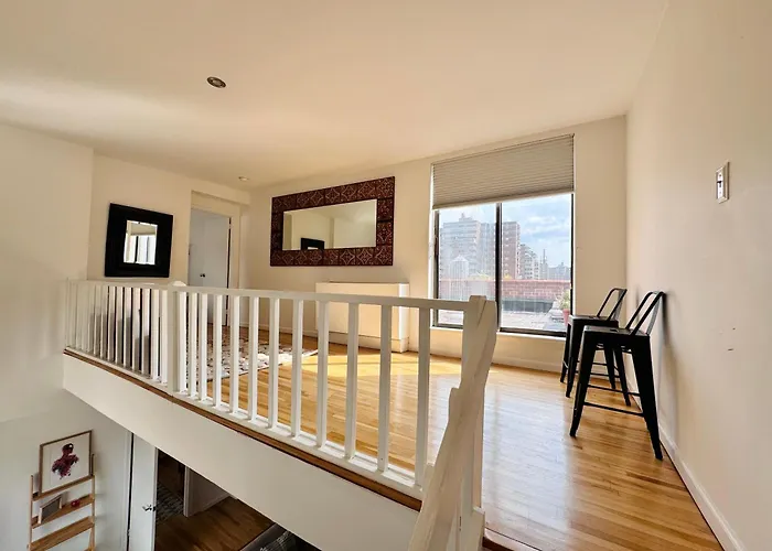 Stylish Duplex Penthouse With Large Outdoor Space